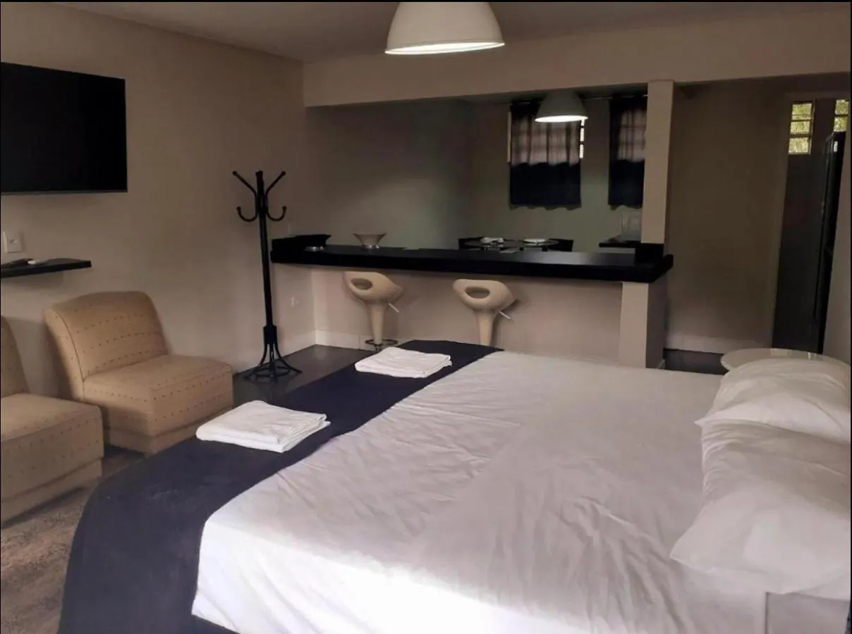 Living Hotel Morumbi Sao Paulo 3*,  Brazil